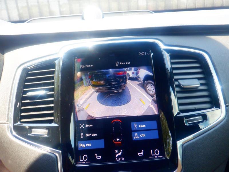 Volvo XC90  2021