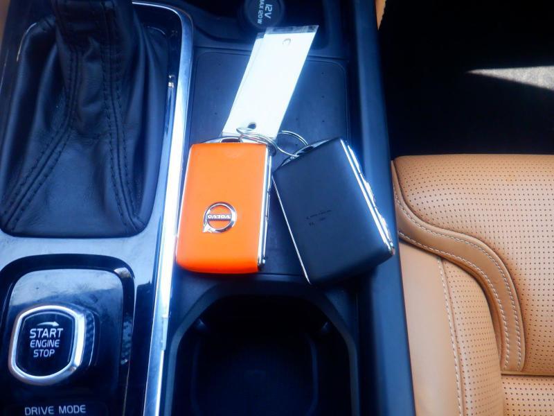 Volvo XC90  2021