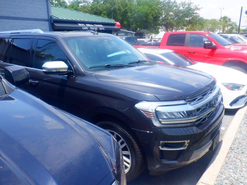 Ford Expedition  2023