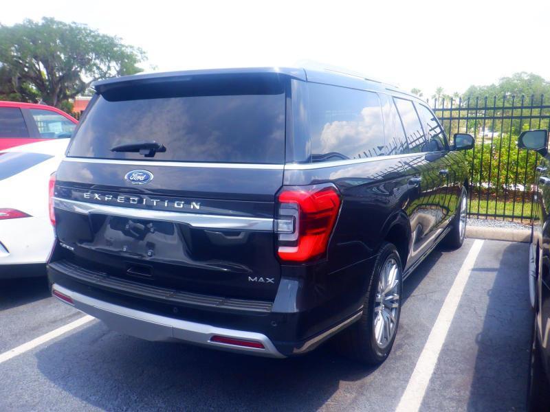 Ford Expedition  2023
