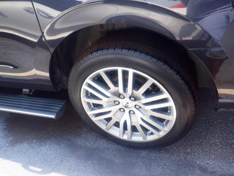 Ford Expedition  2023