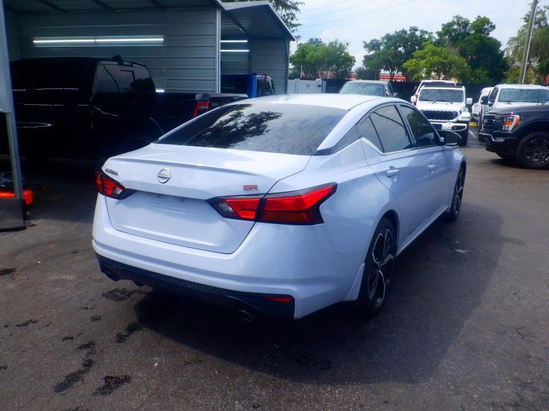 Nissan Altima SR 2024