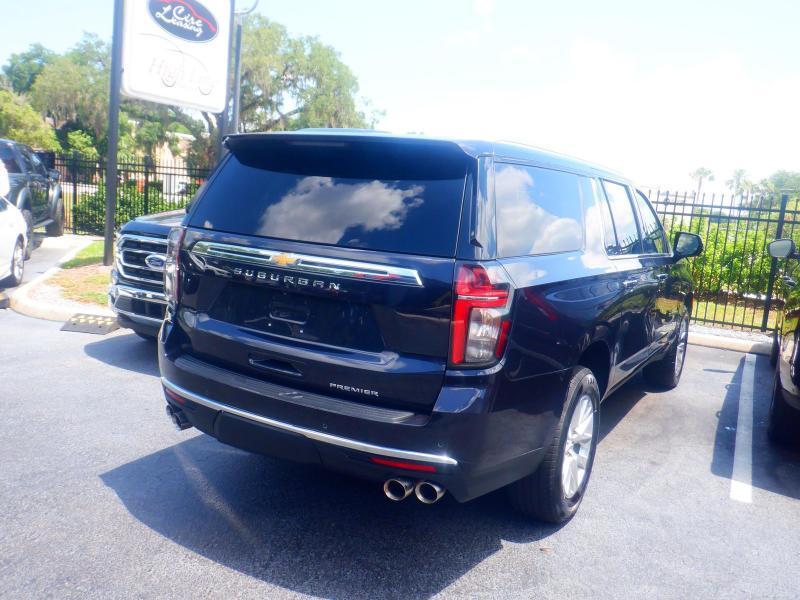Chevrolet Suburban  2023