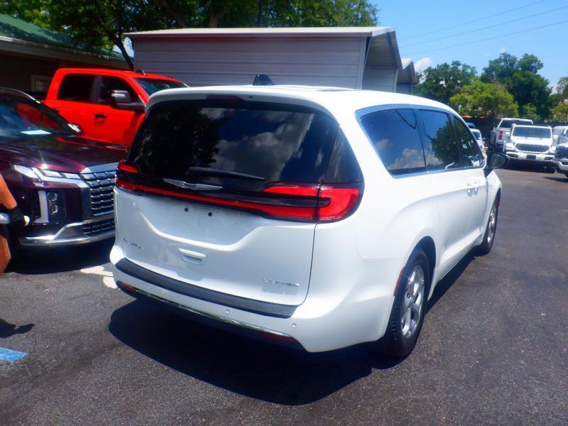 Chrysler Pacifica  2024