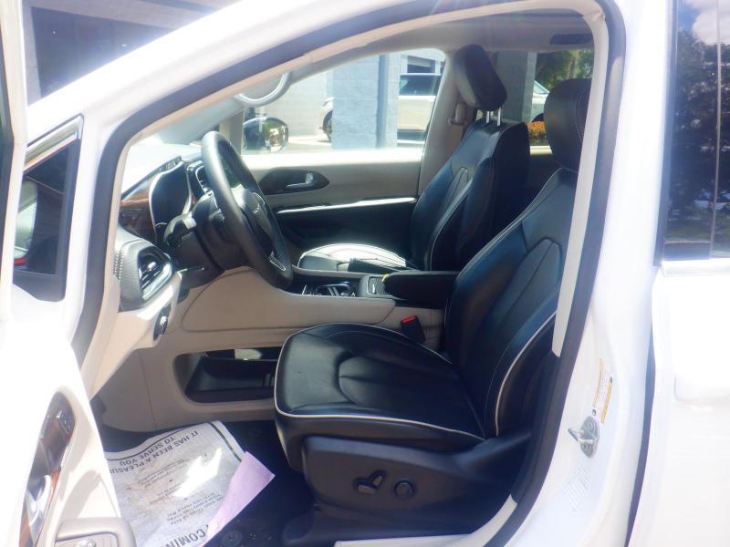 Chrysler Pacifica  2024