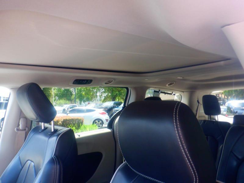 Chrysler Pacifica  2024