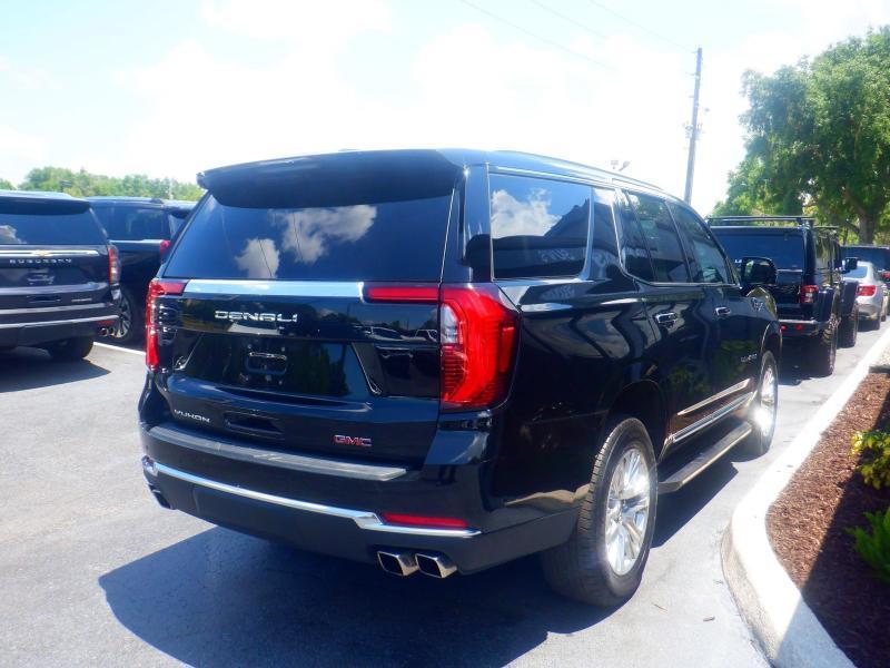GMC Yukon  2025