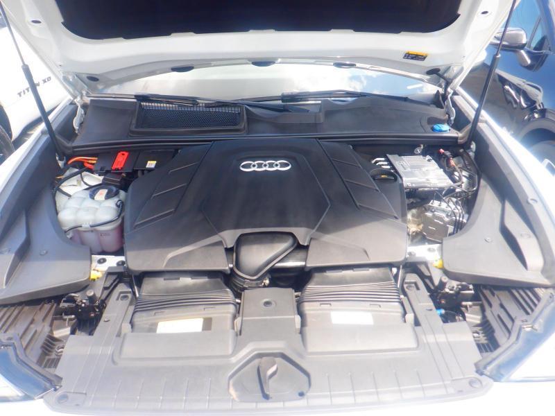 Audi Q8  2023