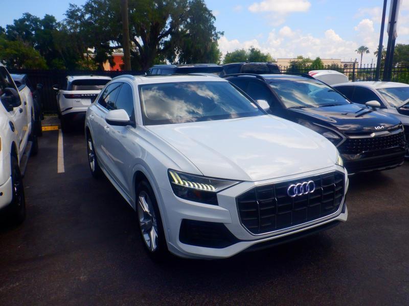 Audi Q8  2023