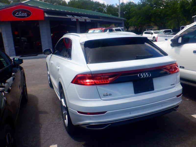 Audi Q8  2023
