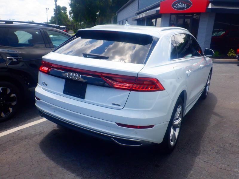 Audi Q8  2023