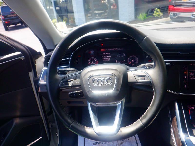 Audi Q8  2023