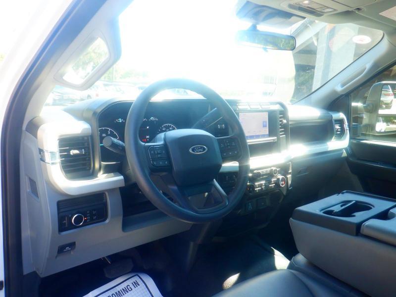 Ford F-250 SD  2024