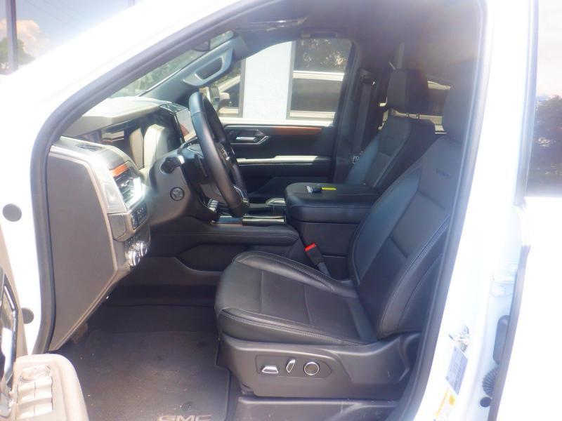 GMC Yukon XL  2025
