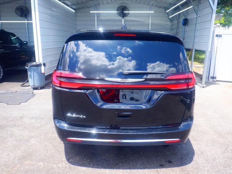 Chrysler Pacifica Select 2025