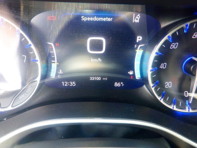 Chrysler Pacifica Select 2025