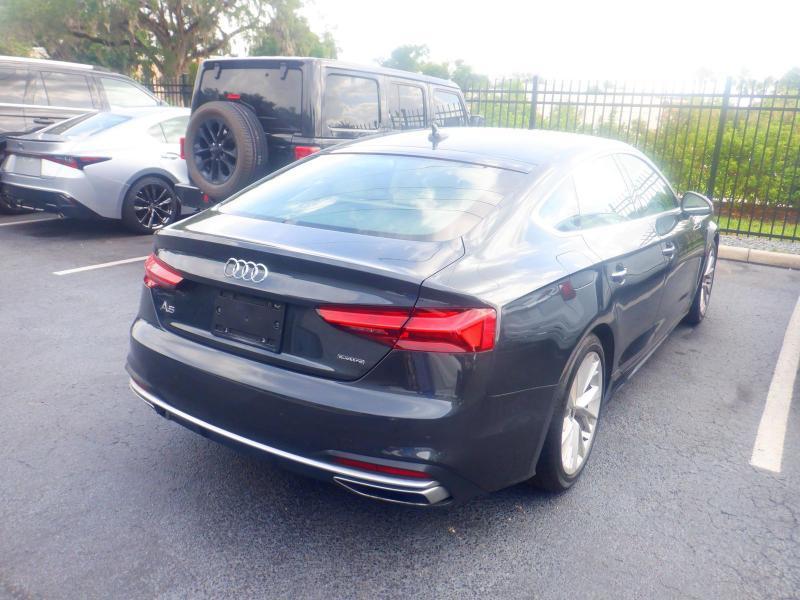 Audi A5  2023