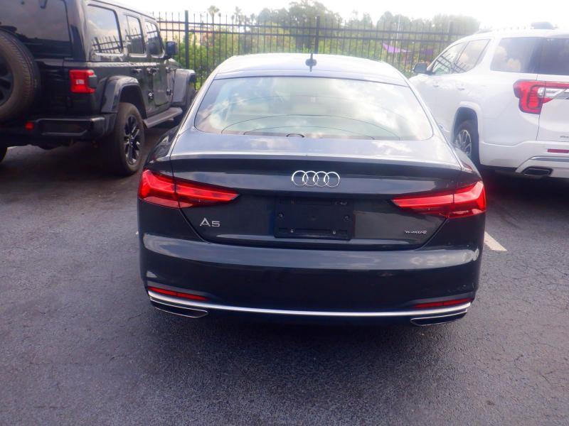 Audi A5  2023