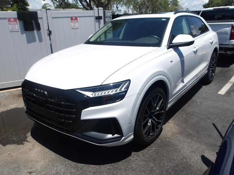 Audi Q8  2023