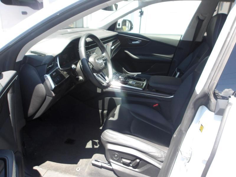 Audi Q8  2023