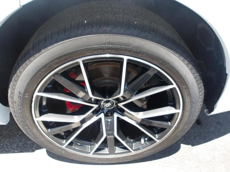 Audi Q8  2023