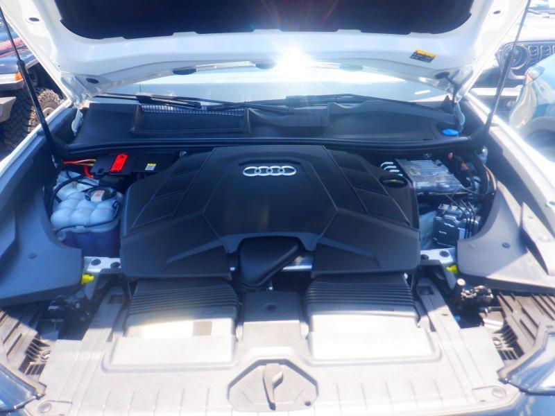 Audi Q8  2023