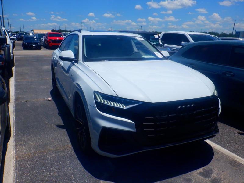Audi Q8  2023