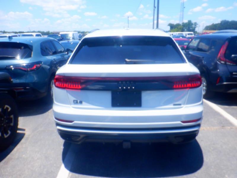 Audi Q8  2023