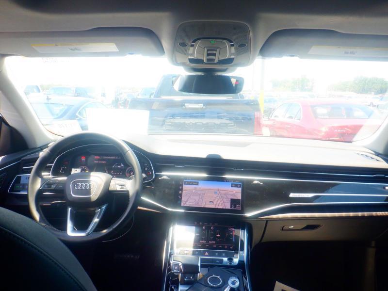 Audi Q8  2023