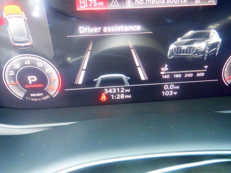 Audi Q8  2023