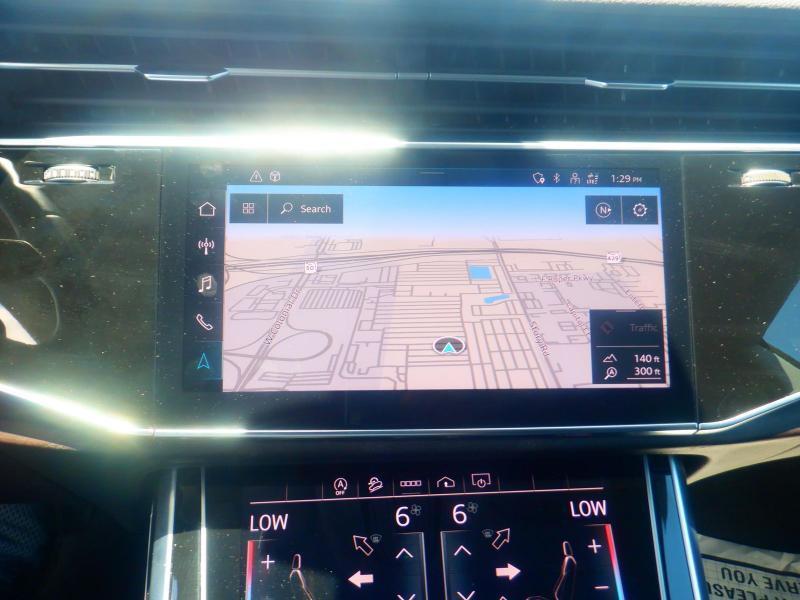 Audi Q8  2023