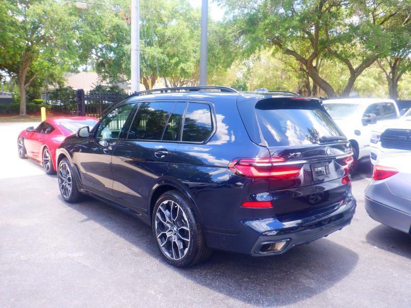 BMW X7 xDrive40i 2023