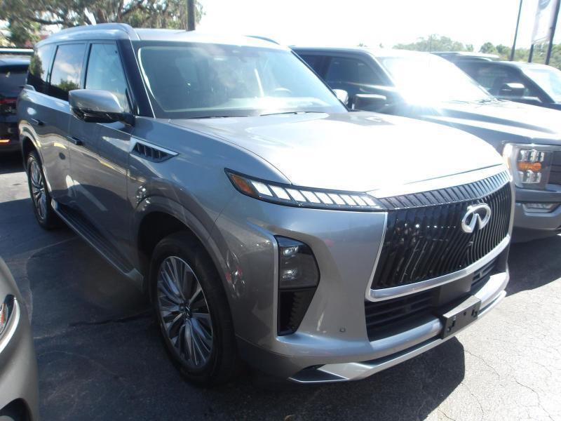 Infiniti QX80  2025