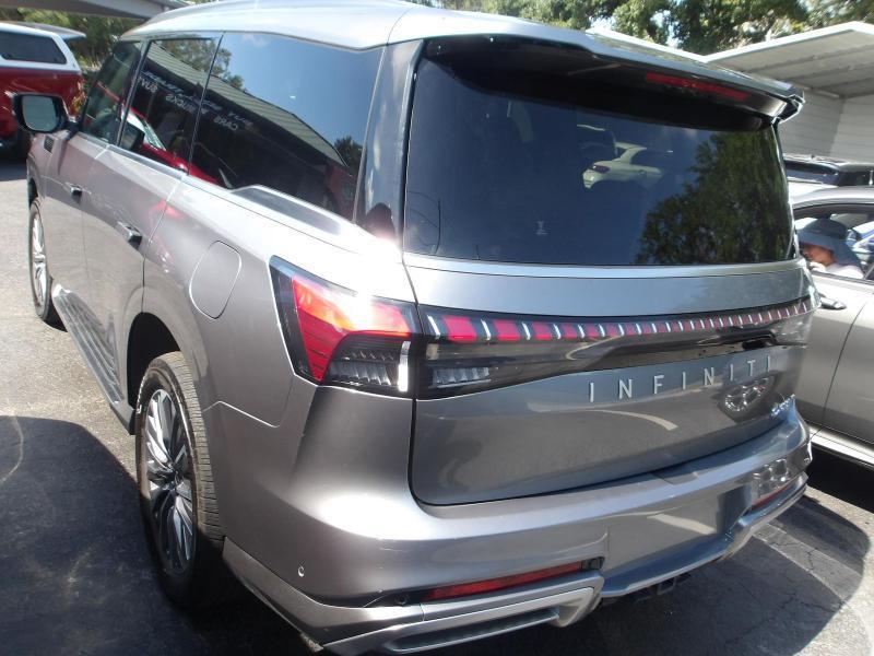 Infiniti QX80  2025