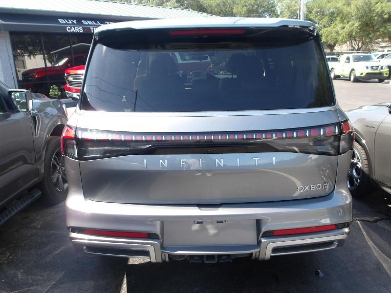 Infiniti QX80  2025