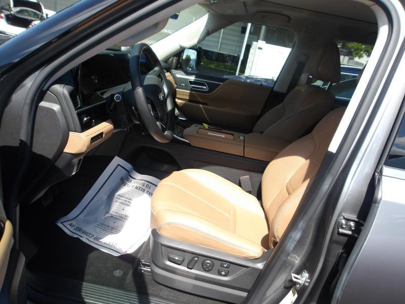 Infiniti QX80  2025
