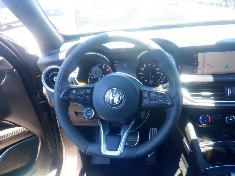 Alfa Romeo Stelvio  2023