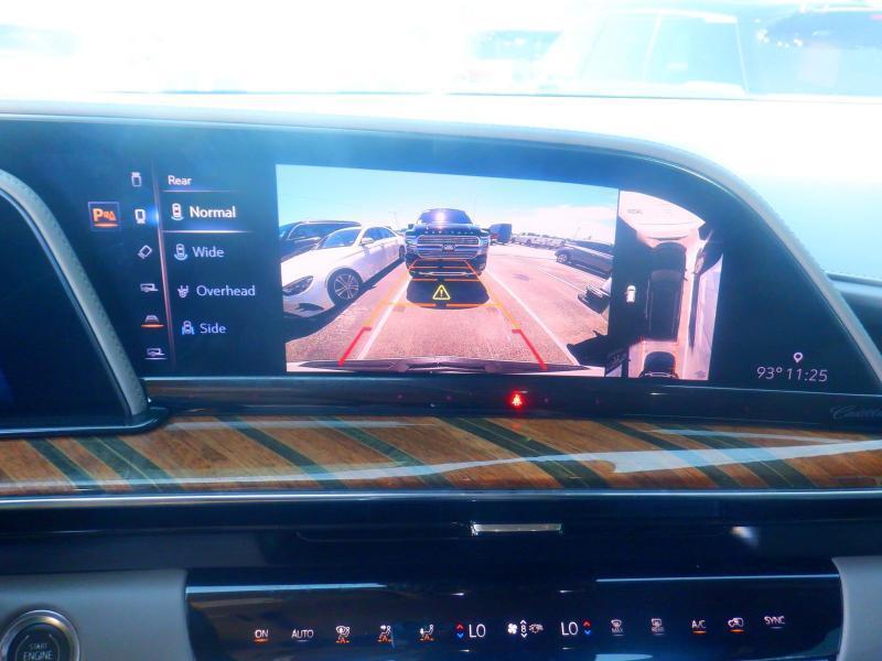 Cadillac Escalade  2021