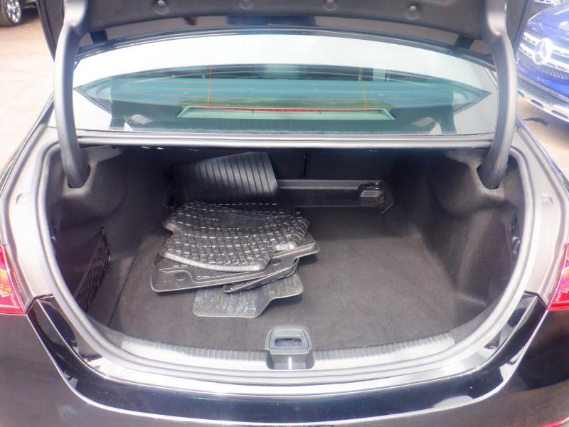 Mercedes-Benz C-Class C300 4MATIC Sedan 2023