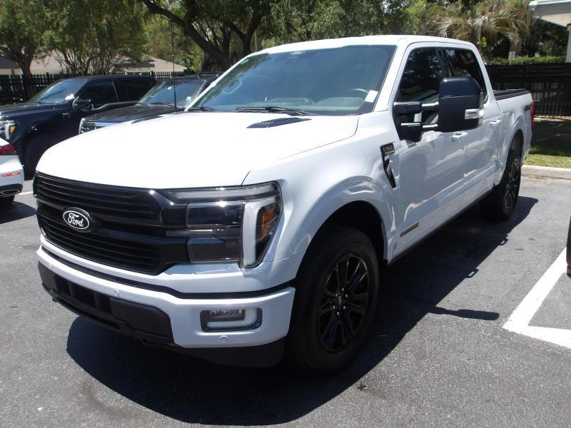 Ford F-150 Platinum 2025