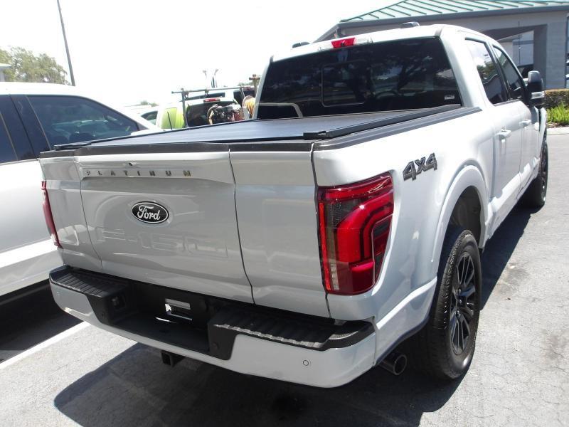 Ford F-150 Platinum 2025