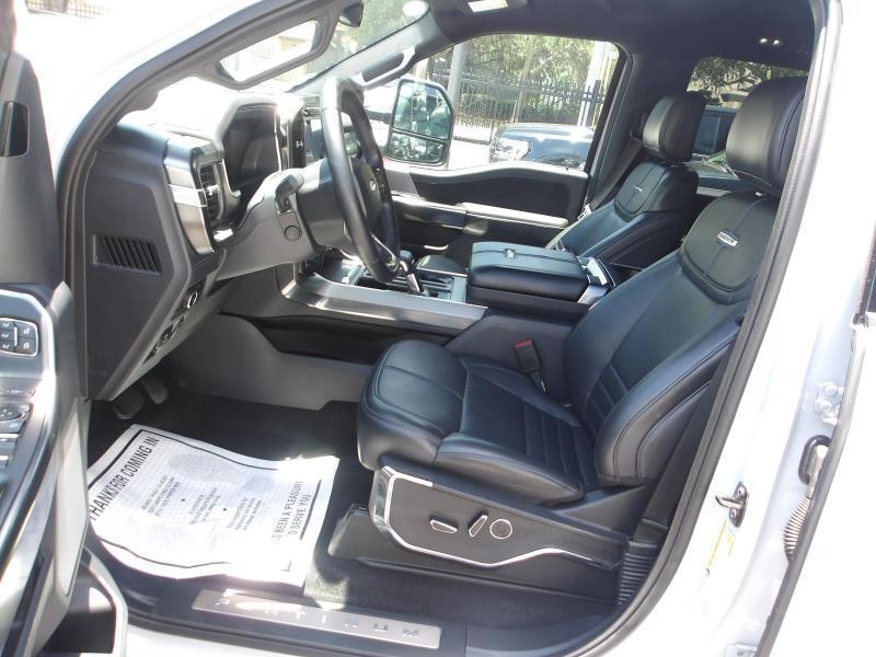 Ford F-150 Platinum 2025