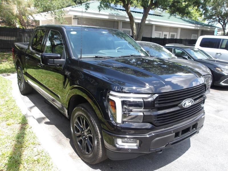 Ford F-150  2025