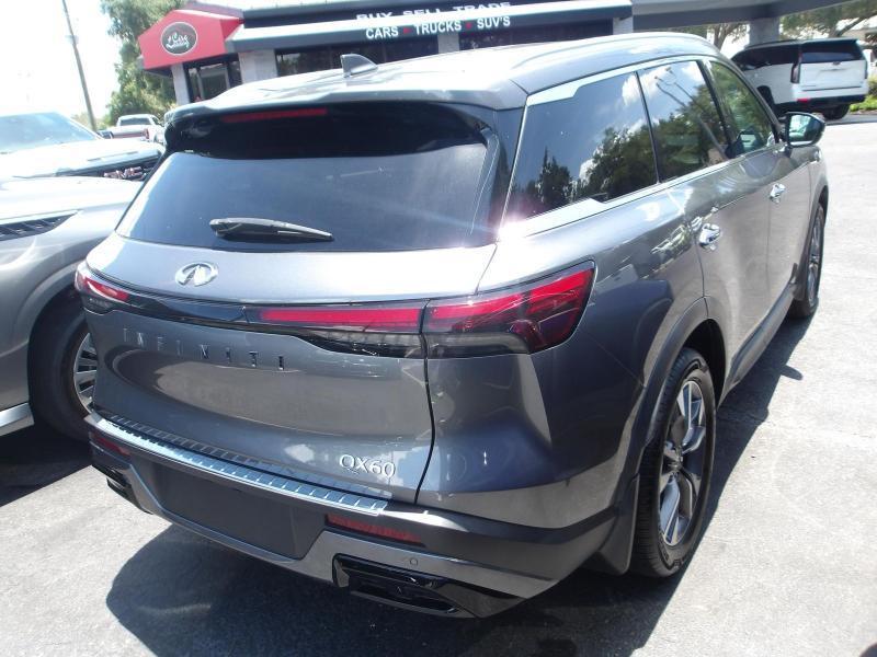 Infiniti QX60  2023