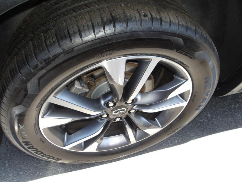 Infiniti QX60  2023