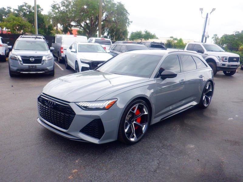 Audi RS6 Avant  2025