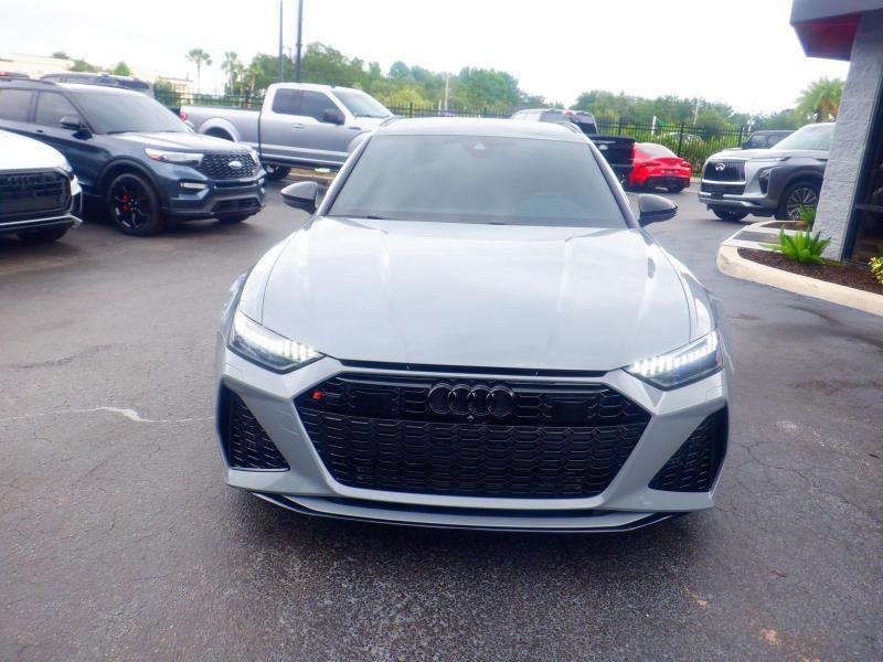 Audi RS6 Avant  2025