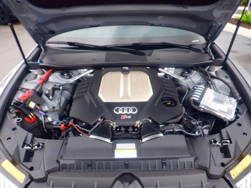 Audi RS6 Avant  2025