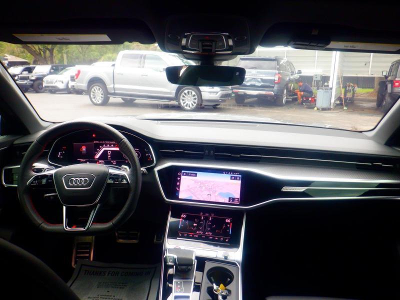 Audi RS6 Avant  2025