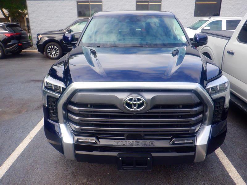 Toyota Tundra  2023